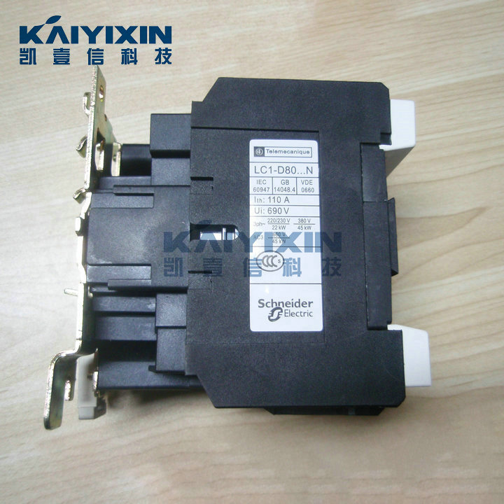 LC1-D8011-Schneider-mP4