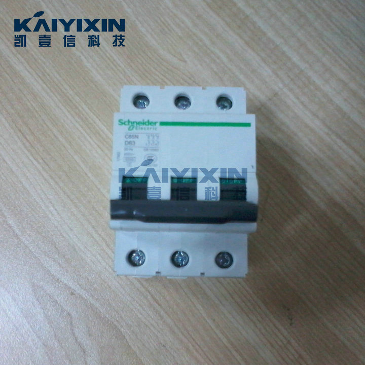 C65N-D63-3P-Schneider-FK6
