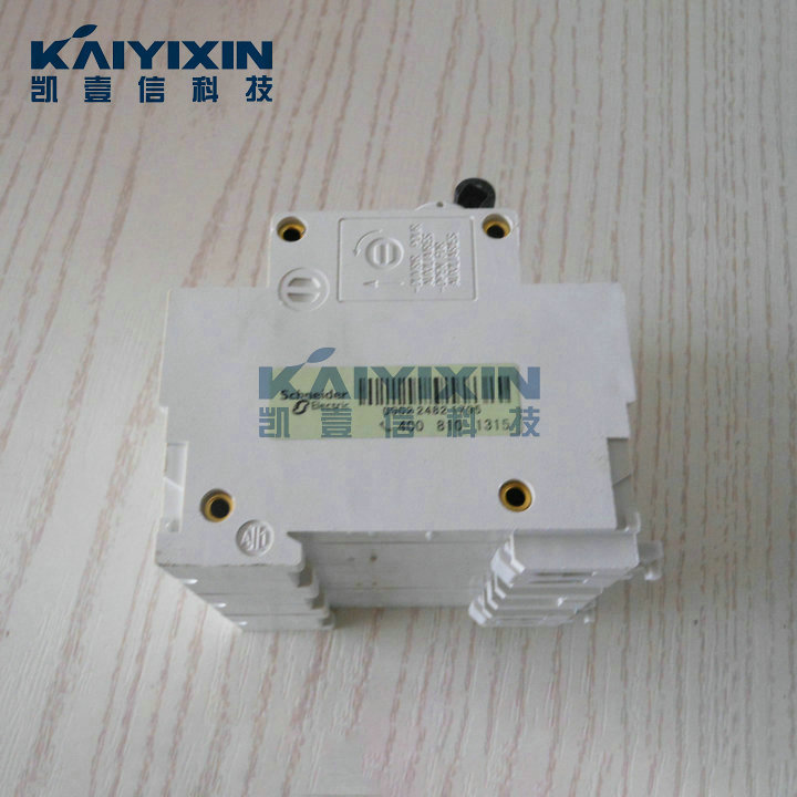C120H-C80-3P-Schneider-res