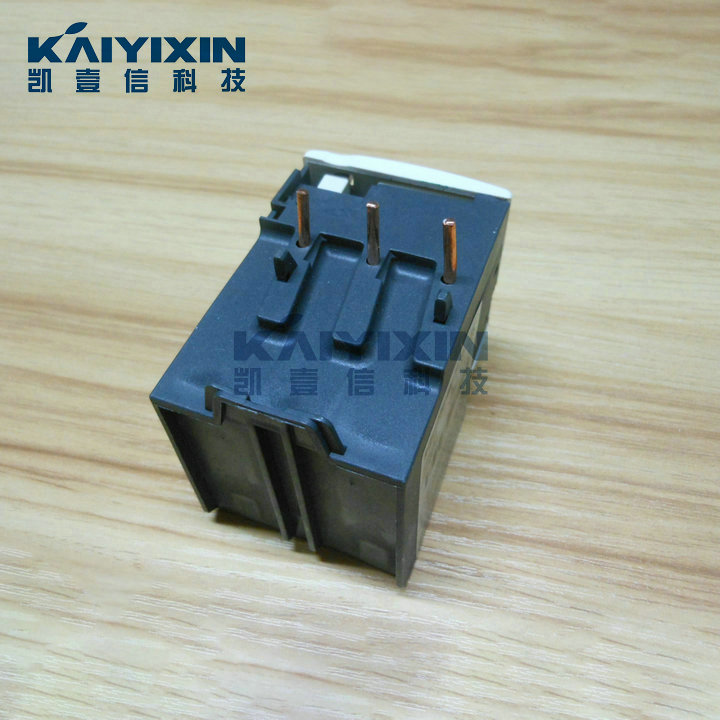 LRD06C-Schneider-YLU