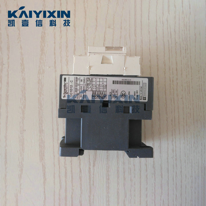 LC1-D12F7C-110VAC-Schneider-M4C