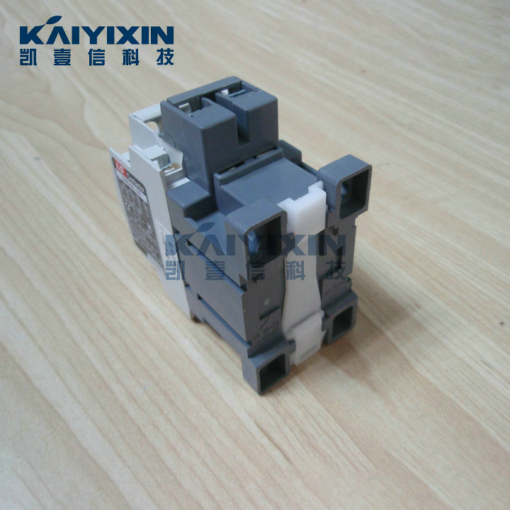 GMC-22-240VAC-1a1b-LS-M84