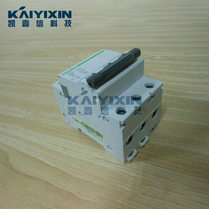 C65N-C63-3P-Schneider-Shv