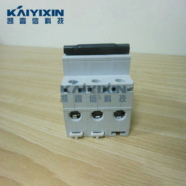 C65N-C63-3P-Schneider-vxN