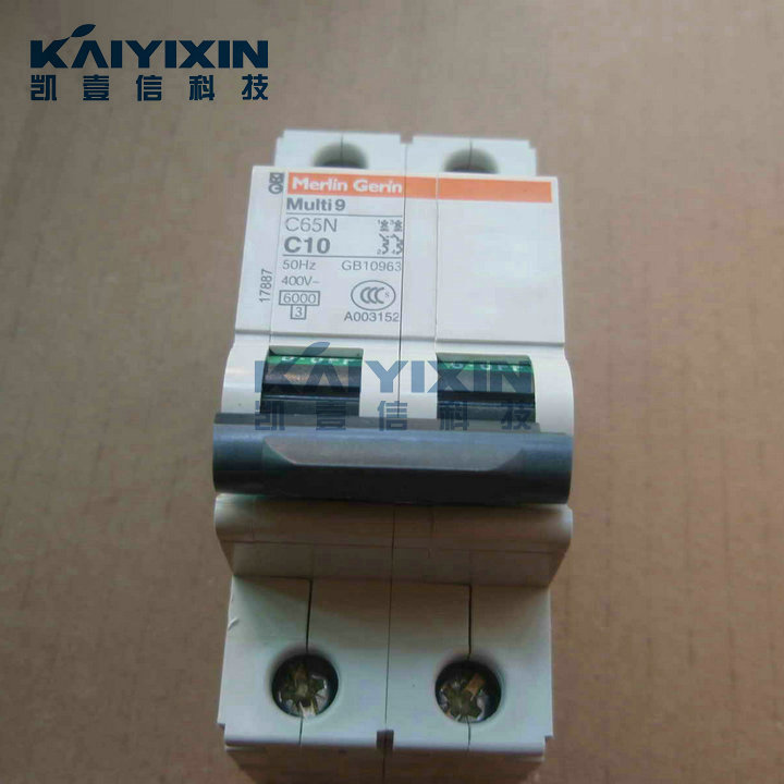 C65N-C10-2P-Schneider-jJI