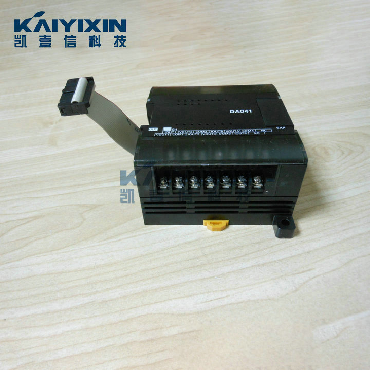 CP1W-DA041-OMRON-725