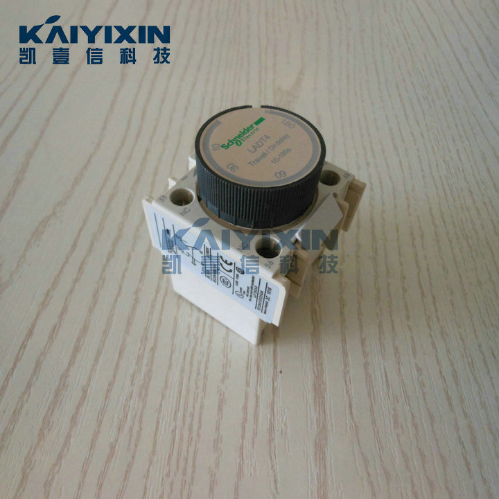 LADT4-Schneider-df5