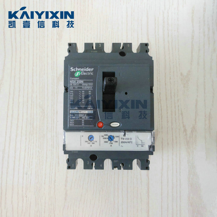 NSX250N-TM250D-3P3D-3P-250A-LV431830-Schneider-0Zm