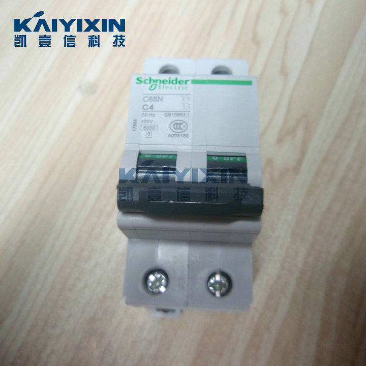 C65N-C4-2P-Schneider-6sQ