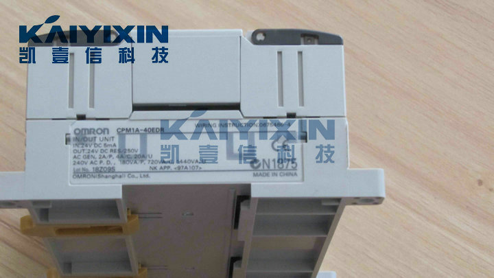 CPM1A-40EDR-OMRON-dT4