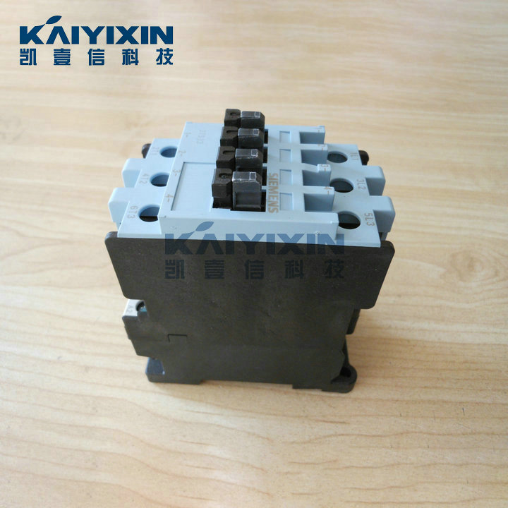 3TS3300-0XM0-220VAC-SIEMENS-lf6